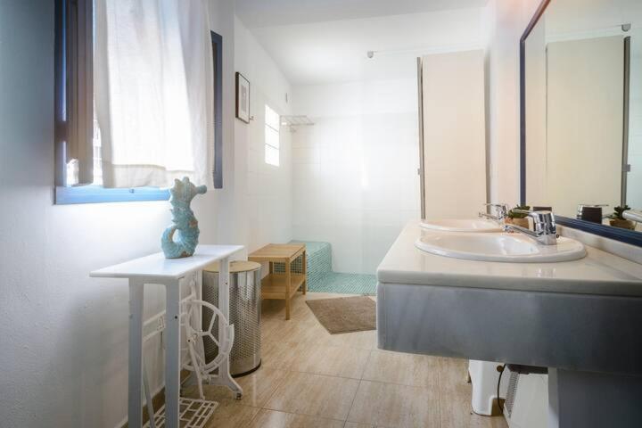 Apartamento Con Terraza Vistas Al Mar. Conil De La Frontera Exterior photo